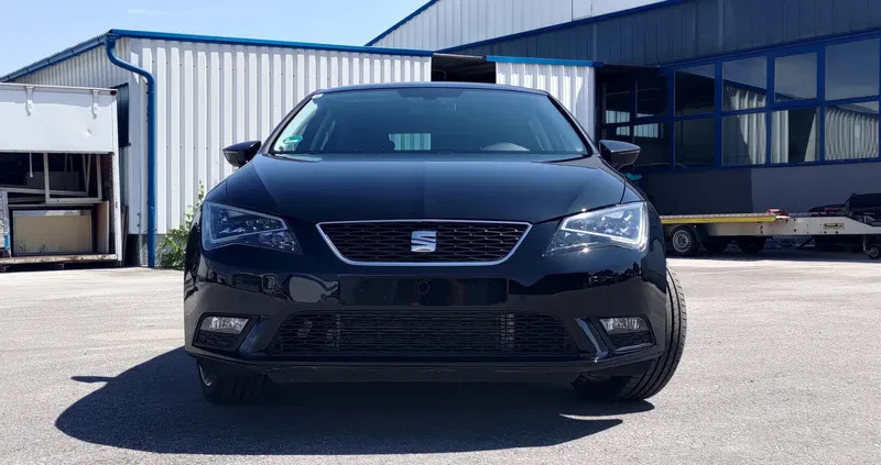 suchań Seat Leon cena 43900 przebieg: 93000, rok produkcji 2016 z Suchań